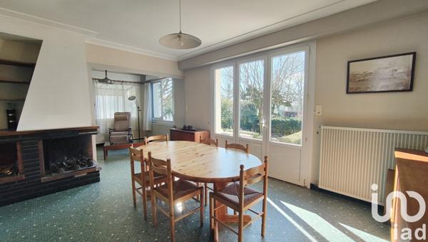 Maison 5 pièces de 102 m² à Grosbreuil (85440)