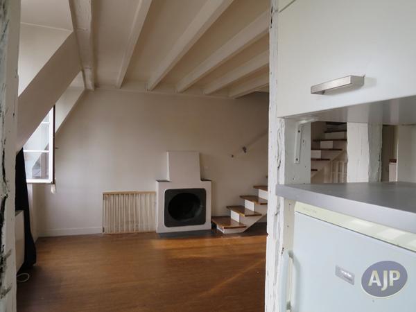 Location appartement Paris 7eme : 2 450 € - AJP Immobilière Passy Paris 16