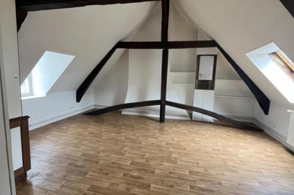 Location - Appartement 2 pièces 46 m 2 LE MANS (72000)