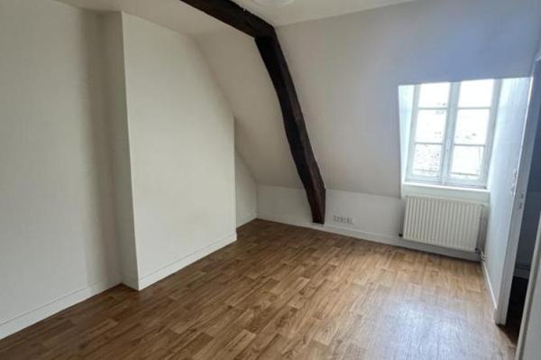 Location - Appartement 2 pièces 46 m 2 LE MANS (72000)