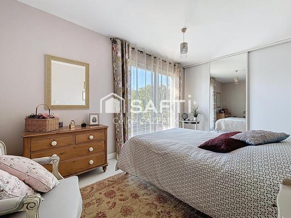 Maison contemporaine avec piscine - Eysines