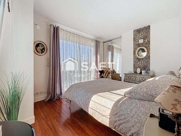 Maison contemporaine avec piscine - Eysines