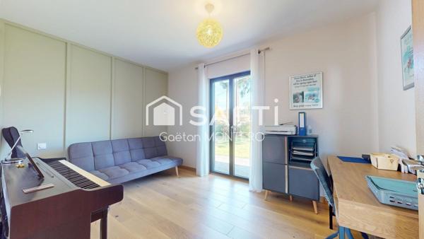 Maison contemporaine à vendre sur la commune du Teich