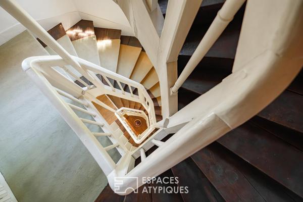 Demeure de caractère et tour historique en hypercentre