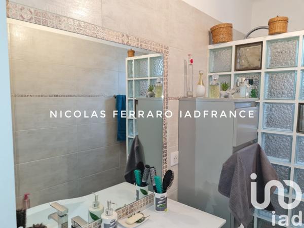 Maison 5 pièces de 141 m² à Solliès-Pont (83210)