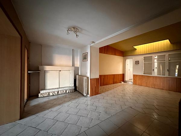 Grande maison ancienne à rénover - Fort potentiel locatif