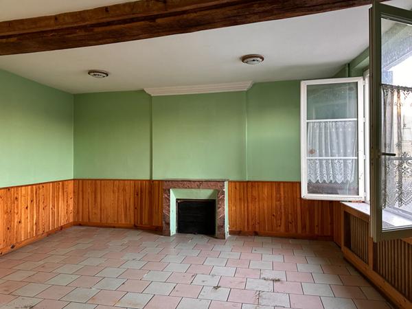 Grande maison ancienne à rénover - Fort potentiel locatif