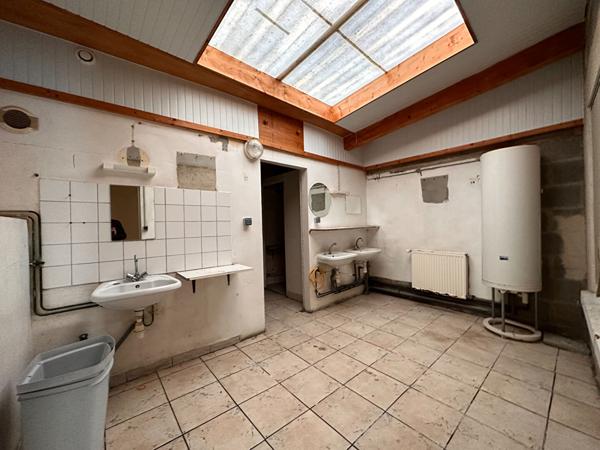 Grande maison ancienne à rénover - Fort potentiel locatif