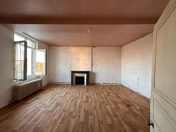 Grande maison ancienne à rénover - Fort potentiel locatif