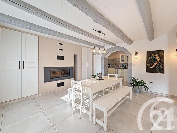 Maison à vendre  8 pièces - 228,82 m2 CHEVAL BLANC - 84