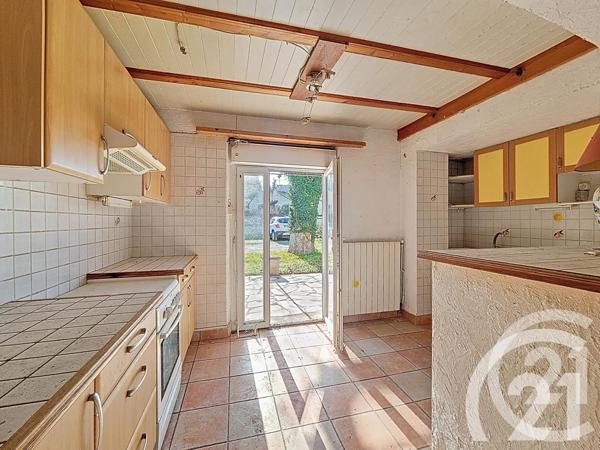 Maison à vendre  8 pièces - 228,82 m2 CHEVAL BLANC - 84