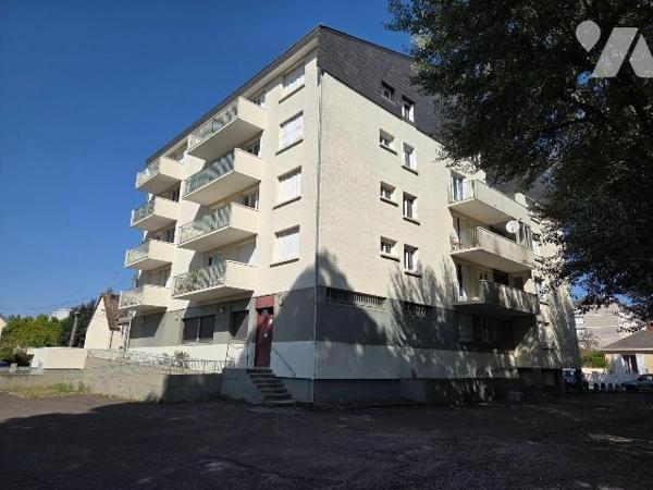 ALENCON (61), quartier Courteille, proche écoles et commodités, appartement en copropriété, de ...