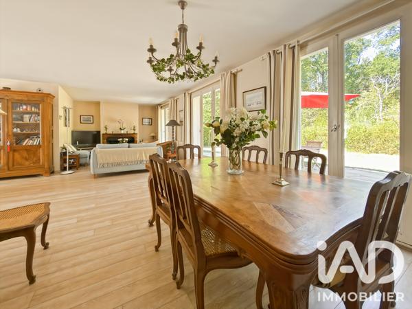 Maison à vendre 7 pièces 181,61 m² Santeny