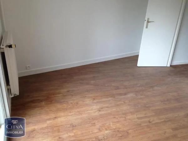 Appartement à louer 2 pièces 61.67m² Reims (51100)