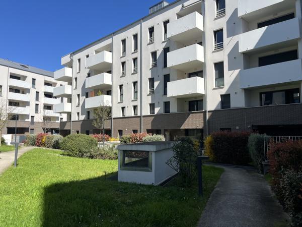 Appartement T2 récent avec balcon et parking – Toulouse 31300 - Toulouse (Toute La Ville)