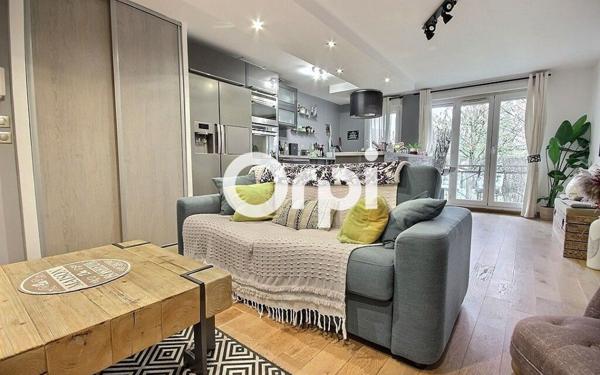 Appartement à vendre    2 pièces • 49,80 m2 Trappes