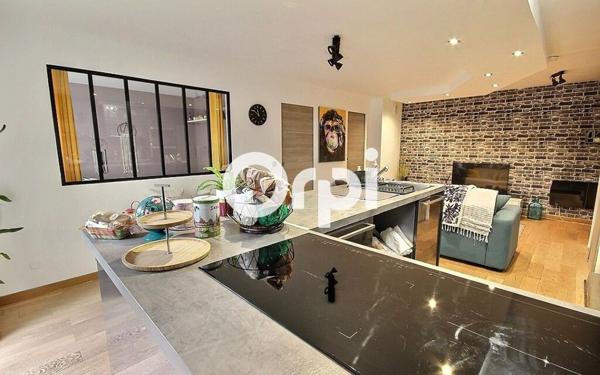 Appartement à vendre    2 pièces • 49,80 m2 Trappes