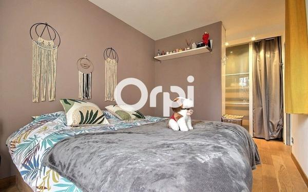 Appartement à vendre    2 pièces • 49,80 m2 Trappes