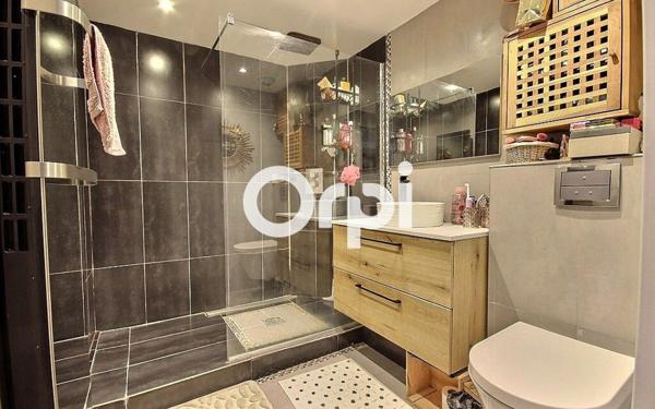 Appartement à vendre    2 pièces • 49,80 m2 Trappes