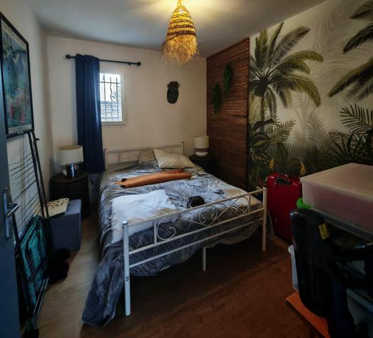 SOLLIÈS-PONT : Villa de Plain-Pied, Piscine & T3 Indépendant