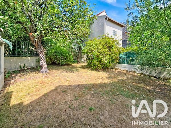 Maison à vendre 9 pièces 170 m² Suresnes