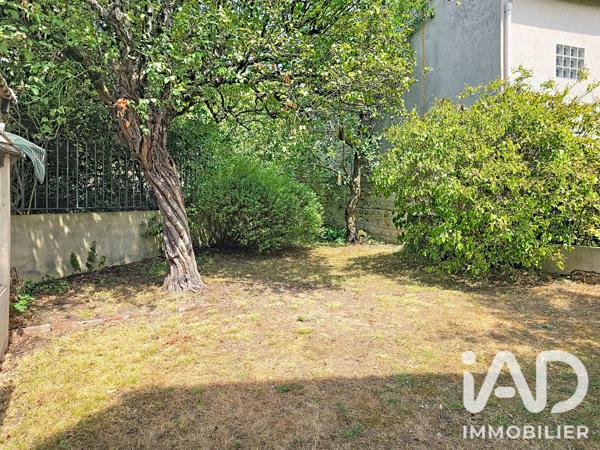 Maison à vendre 9 pièces 170 m² Suresnes