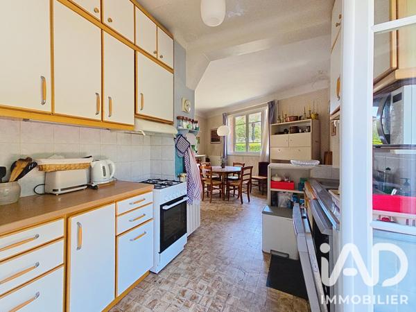 Maison à vendre 9 pièces 170 m² Suresnes