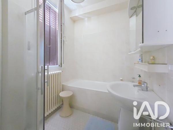 Maison à vendre 9 pièces 170 m² Suresnes