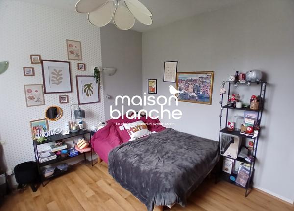 Maison Individuelle, 239.41 m² avec logement indépendant