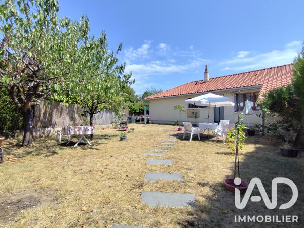 Maison à vendre 4 pièces 77,86 m² Saint-Jean-de-la-Ruelle