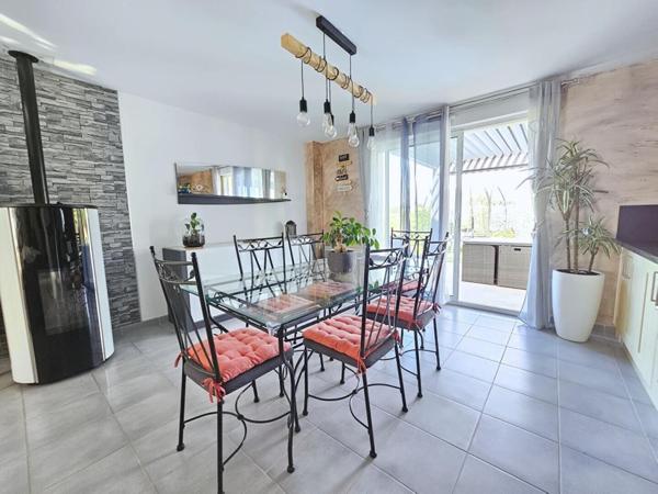 Maison de 112 m² - 3 chambres dont une suite parentale de plain-pied - Terrasse - Pergola climatique - Jardin aménagé - Garage