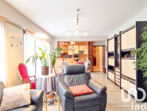 Maison 15 pièces de 380 m² à Entraygues-sur-Truyère (12140)