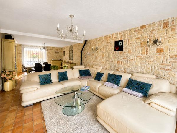 Maison Juziers 188 m², parcelle 760 m², 4 chambres
