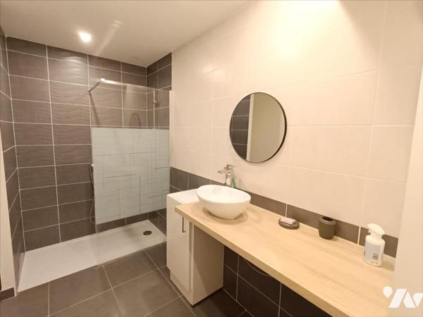 MONTELIMAR Carré Molière Appartement F3 de 65 m2