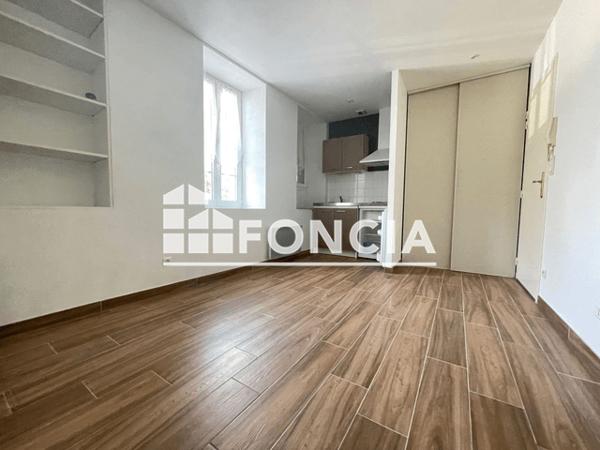 Location Studio 17.67 m² - 2 BD DU 14 JUILLET Villeneuve Sur Lot 47300
