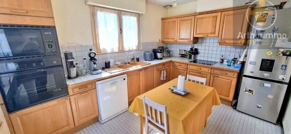 Vente                                                      Maison
                        
                     5 pièces                      116 m2                     à Saint-Laurent-Nouan