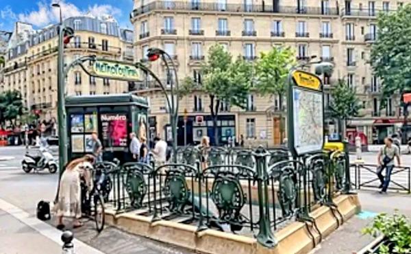 SUPERBE STUDIO RENOVE IMMEUBLE TRES BIEN ENTRETENU METRO PARMENTIER