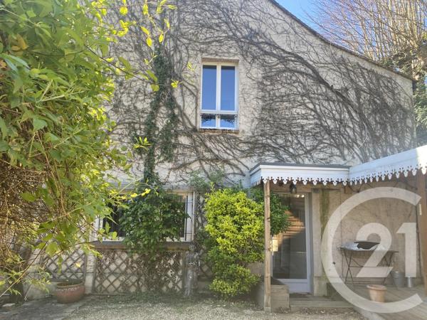 Appartement T3 à vendre  3 pièces - 76,20 m 2   FONTAINEBLEAU  - 77
