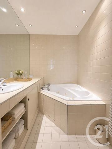 Appartement F3 à vendre  3 pièces - 92,42 m 2   MAISONS LAFFITTE  - 78