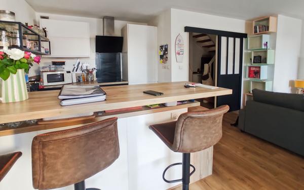 Appartement à vendre    3 pièces • 63 670 m2 Trélissac