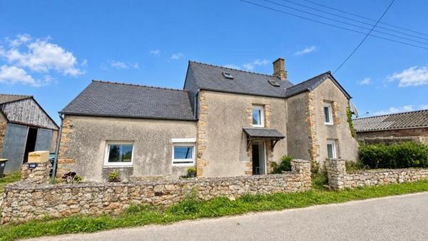 Maison à louer 1 000 € CC St-Pol-de-Léon 4 p 99 m² DPE D
