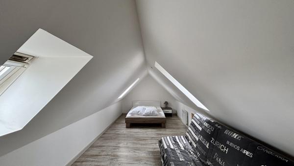 Maison à louer 1 000 € CC St-Pol-de-Léon 4 p 99 m² DPE D