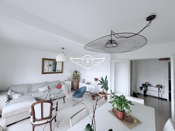 T4 DE 84M2 EN PARFAIT ETAT-3 CHAMBRES-TERRASSE-PARKING PRIVATIF-PROCHE TRAMWAY