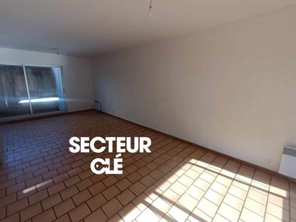 Maison mitoyenne 2 côtés Talence 77 m²