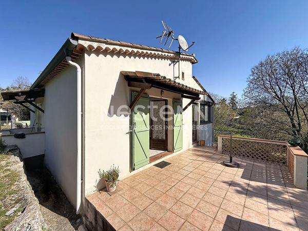 Maison Grasse 4 pièce(s)/ 1552 m2 de terrain/ Calme absolu/ Magnifique terrain