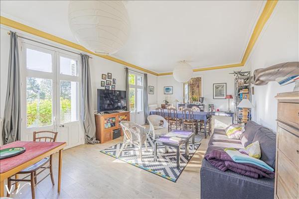 Maison à vendre 527 500 € Saint-Étienne-de-Chigny 16 p 400 m² DPE F
