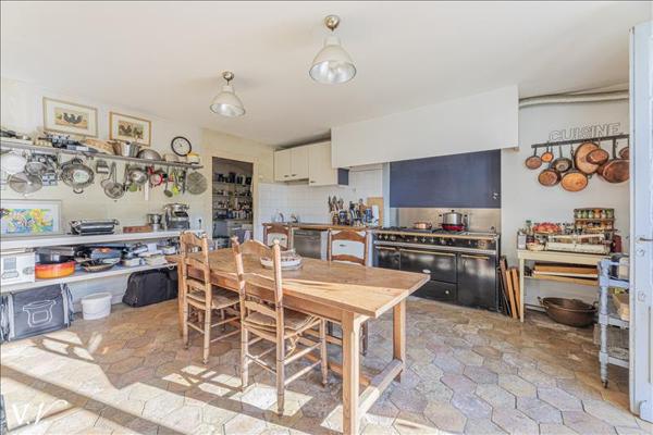 Maison à vendre 527 500 € Saint-Étienne-de-Chigny 16 p 400 m² DPE F