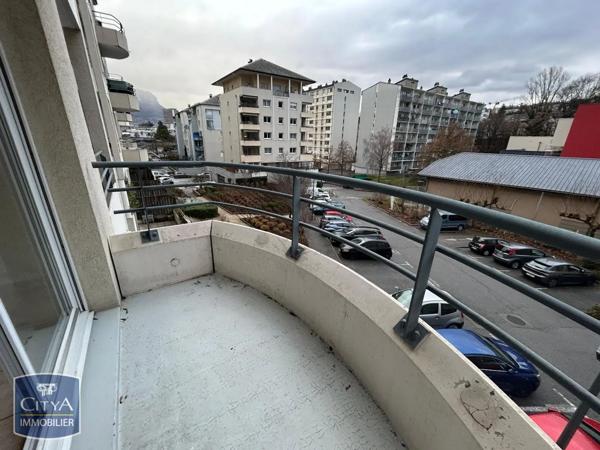 Appartement à louer 2 pièces 31.2m²