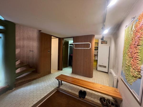 Bien atypique dans le centre de Saint Etienne les Orgues