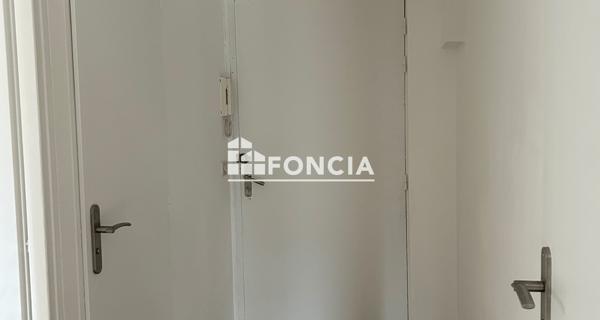 Location Appartement 3 pièces 42 m² - Orléans 45000